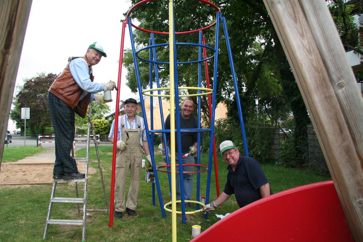 Spielplatz streichen